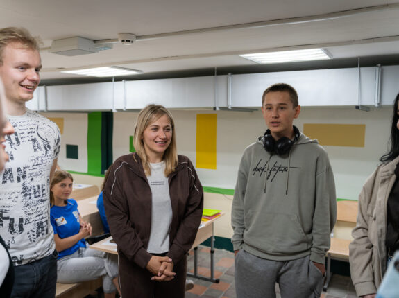 From Training to Employment: Why Young People Choose to Stay Despite the War